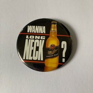 (1) VTG MILLER Genuine Draft LONG NECK Beer Advertising pin-back button pin